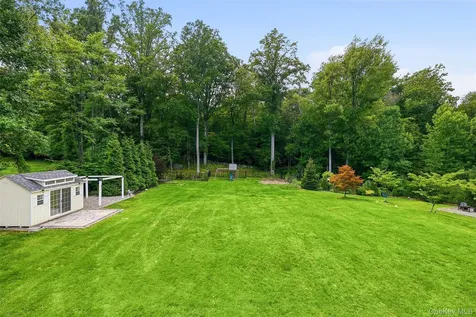 39 Ridge Road Hartsdale NY 10530