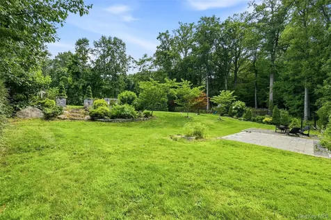 39 Ridge Road Hartsdale NY 10530
