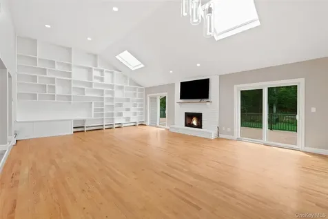 39 Ridge Road Hartsdale NY 10530