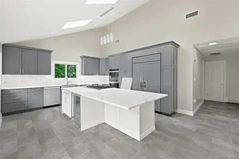 39 Ridge Road Hartsdale NY 10530