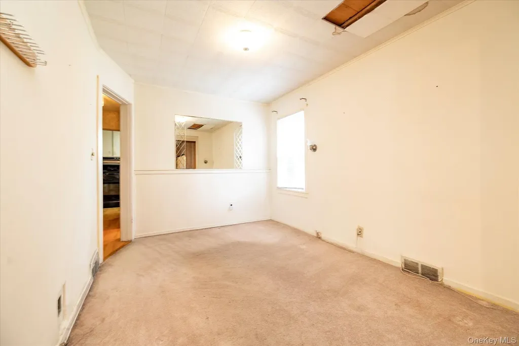 49 Roosevelt Court Westbury NY 11590