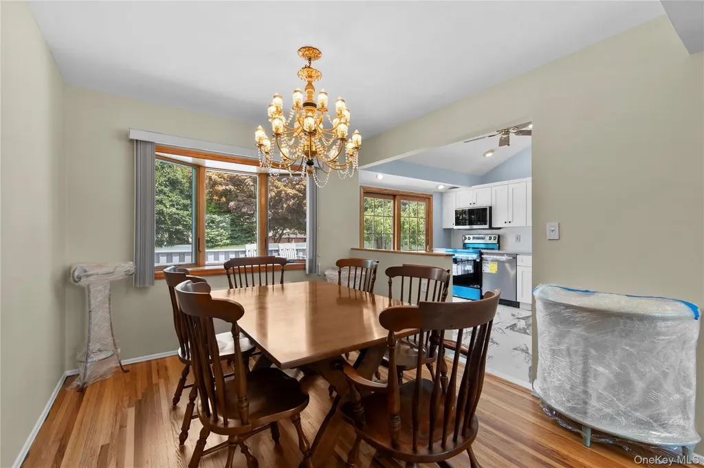 3951 Bernice Road Seaford NY 11783