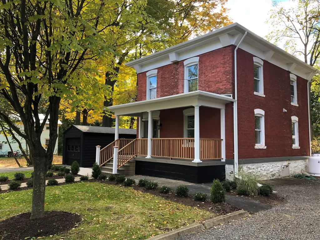 34 Garden Street Red Hook NY 12571