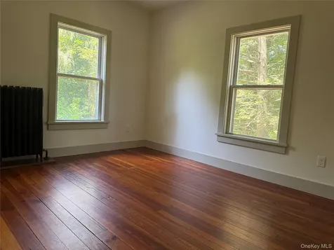 34 Garden Street Red Hook NY 12571