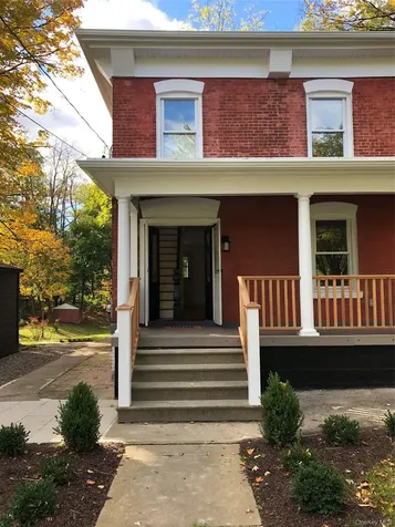 34 Garden Street Red Hook NY 12571