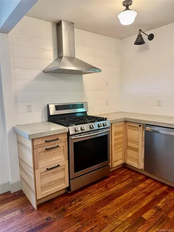 34 Garden Street Red Hook NY 12571