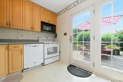 256 N Beech Street Massapequa NY 11758