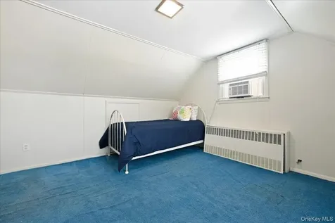 256 N Beech Street Massapequa NY 11758