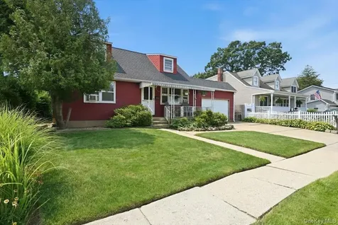 256 N Beech Street Massapequa NY 11758