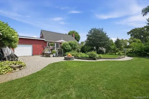 256 N Beech Street Massapequa NY 11758