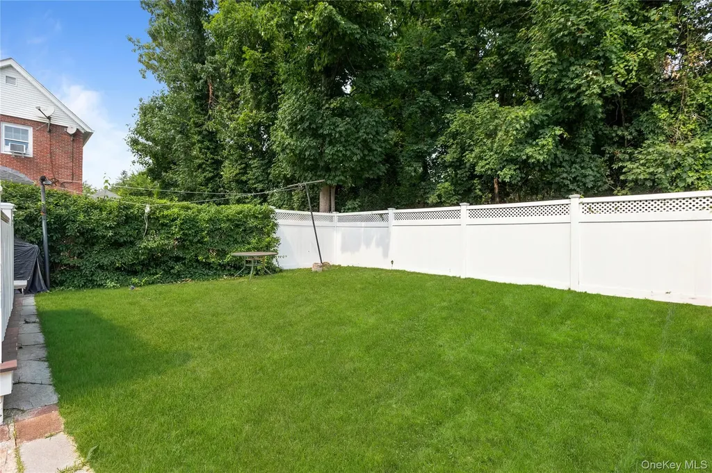 65 N Fulton Avenue Mount Vernon NY 10550