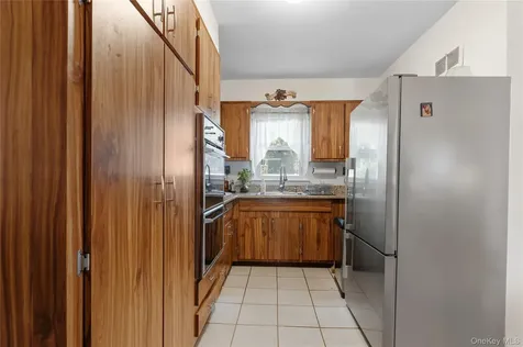65 N Fulton Avenue Mount Vernon NY 10550