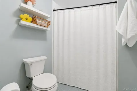 1103 Hunters Run Dobbs Ferry NY 10522