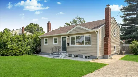 162 State Street Westbury NY 11590