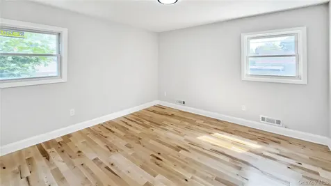 162 State Street Westbury NY 11590
