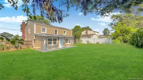 162 State Street Westbury NY 11590