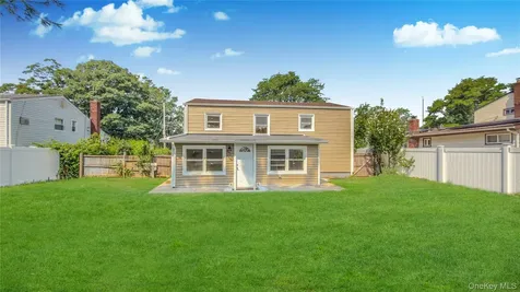 162 State Street Westbury NY 11590