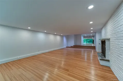 3 South Run Cold Spring Harbor NY 11724