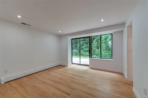3 South Run Cold Spring Harbor NY 11724