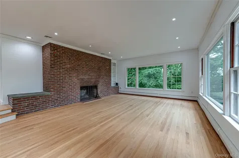 3 South Run Cold Spring Harbor NY 11724