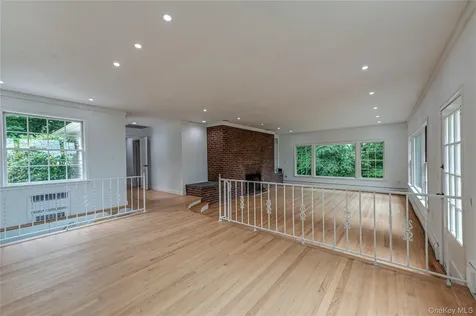 3 South Run Cold Spring Harbor NY 11724