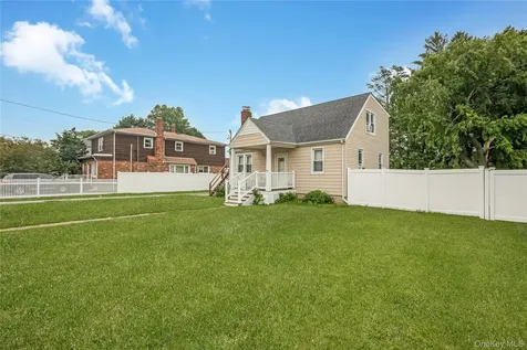 57 Cedar Avenue Farmingdale NY 11735