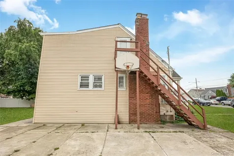 57 Cedar Avenue Farmingdale NY 11735