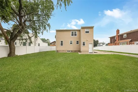 57 Cedar Avenue Farmingdale NY 11735