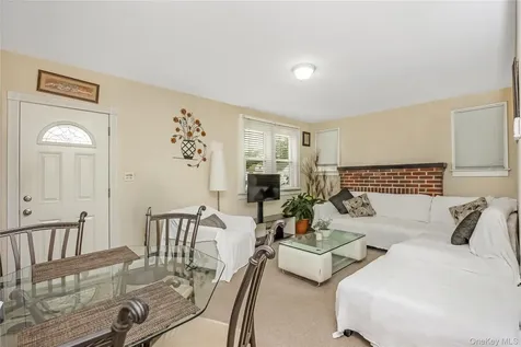 57 Cedar Avenue Farmingdale NY 11735