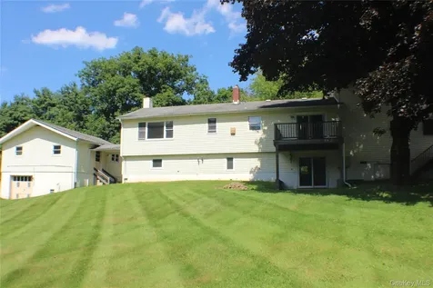 357 W Dover Road Pawling NY 12564