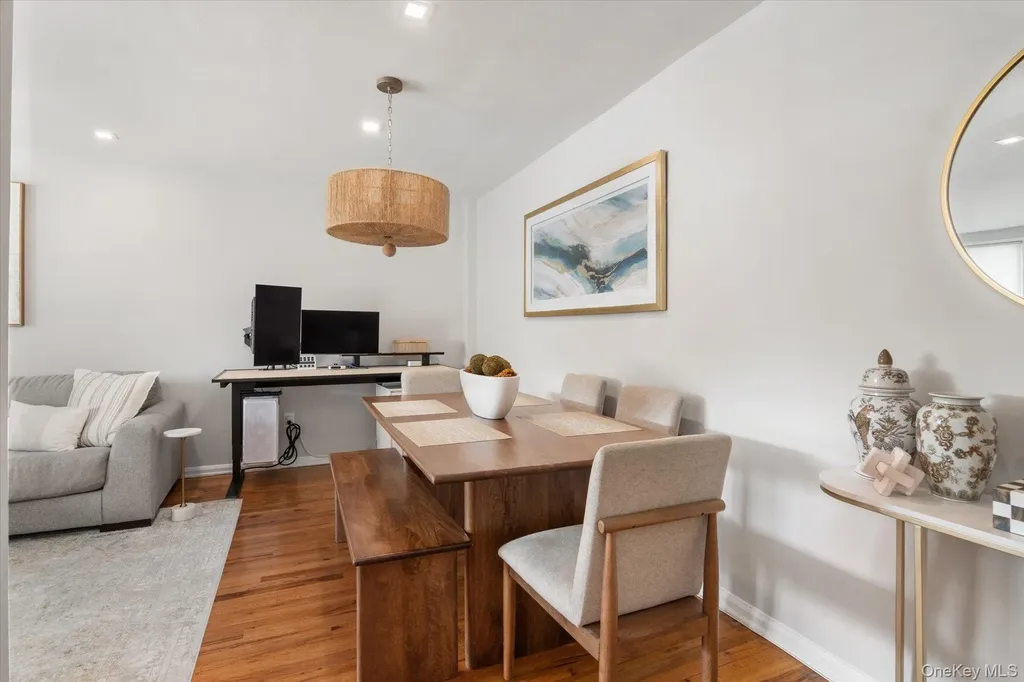 60 Hempstead Avenue Lynbrook NY 11563