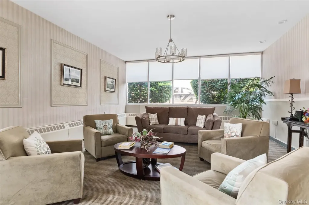 60 Hempstead Avenue Lynbrook NY 11563