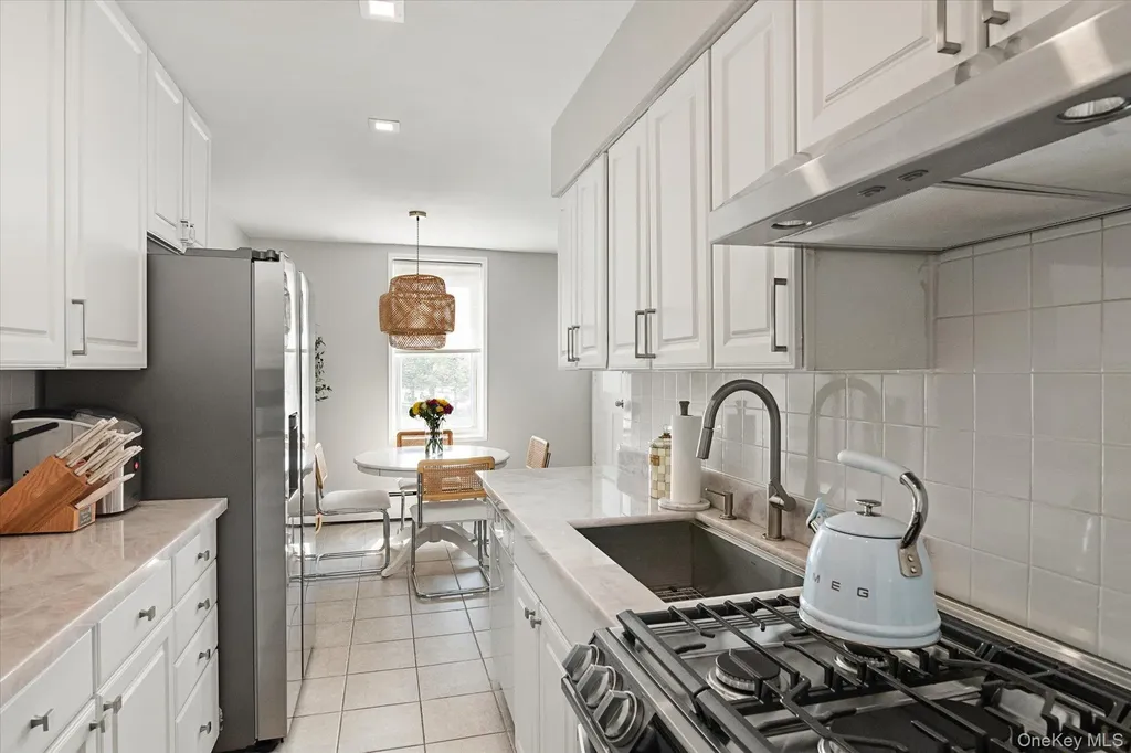 60 Hempstead Avenue Lynbrook NY 11563