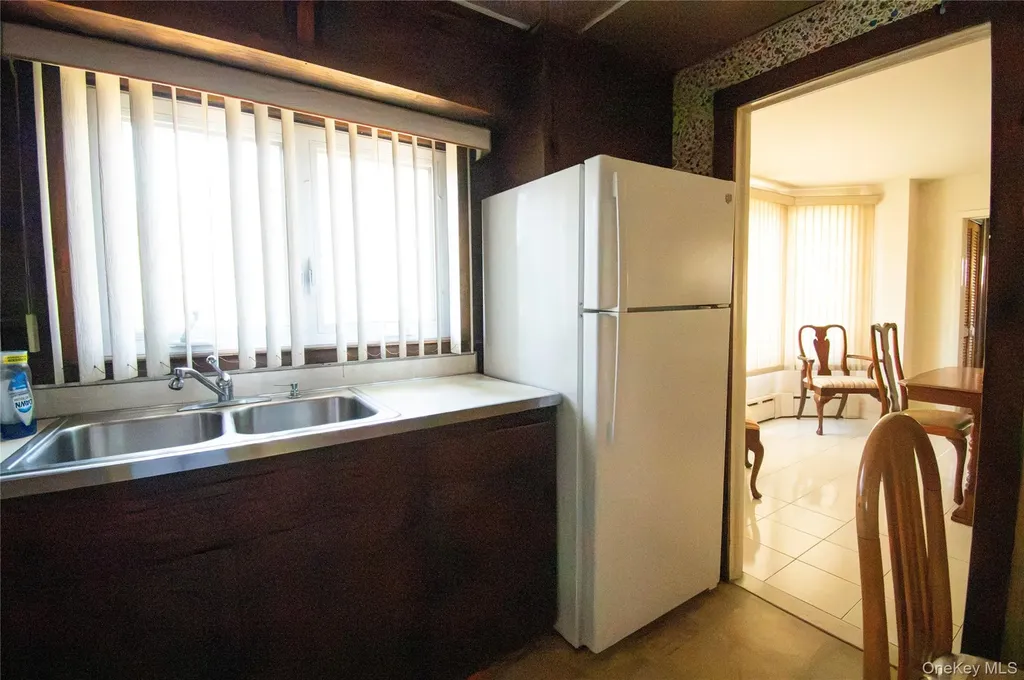 2415 Gale Avenue Baldwin NY 11510