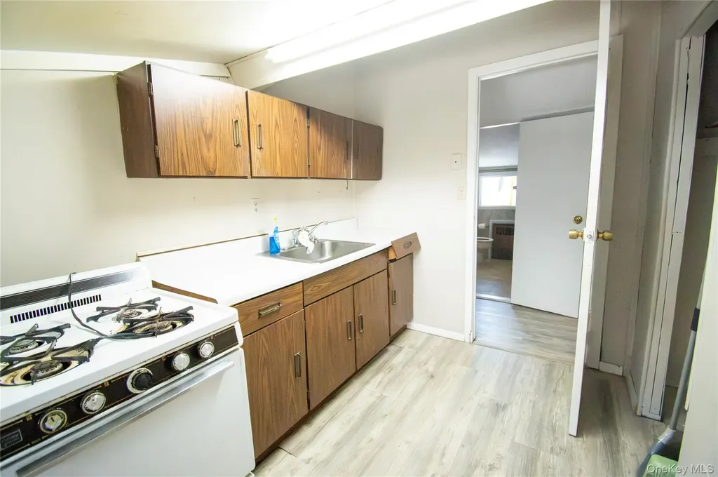 2415 Gale Avenue Baldwin NY 11510