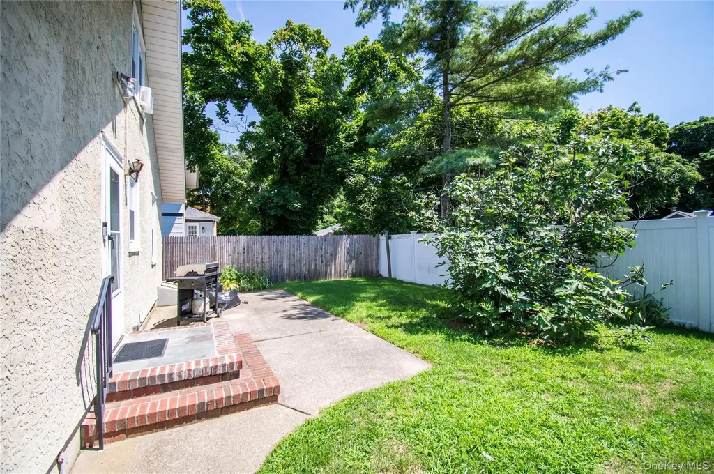 2415 Gale Avenue Baldwin NY 11510