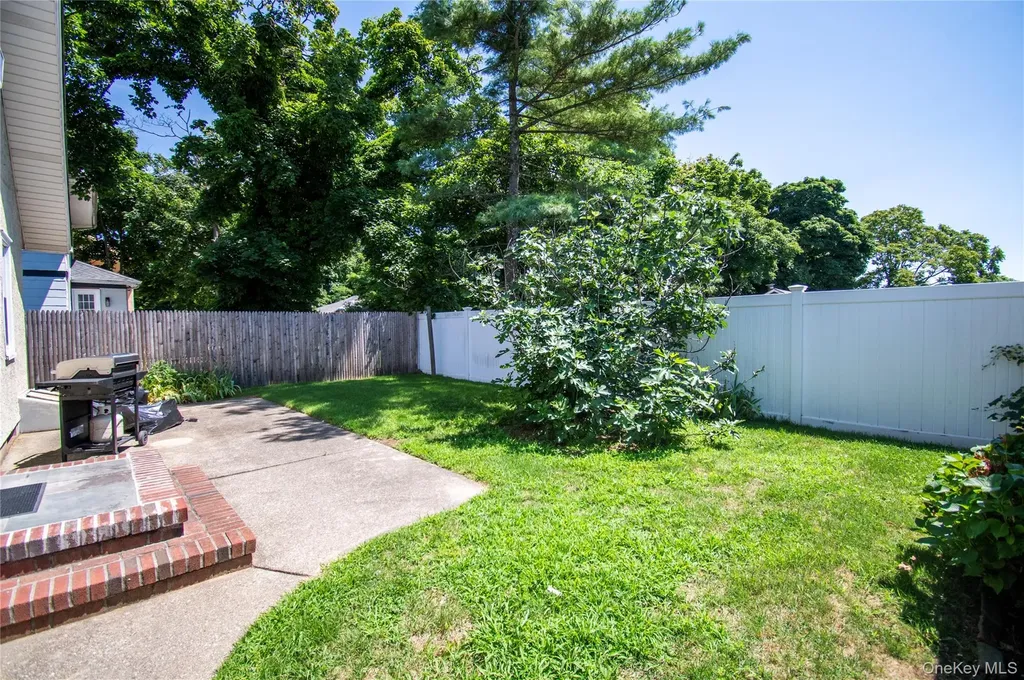 2415 Gale Avenue Baldwin NY 11510
