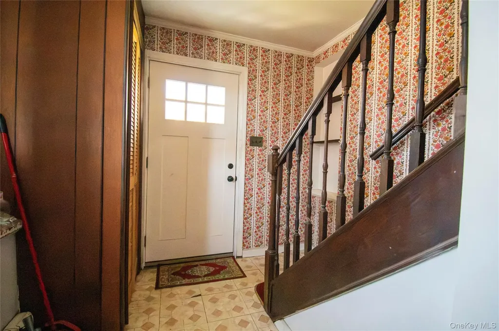 2415 Gale Avenue Baldwin NY 11510