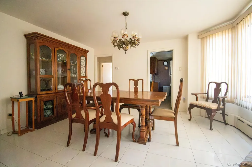 2415 Gale Avenue Baldwin NY 11510