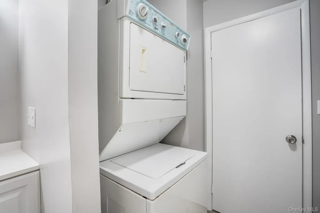 15 Fern Court Fishkill NY 12524