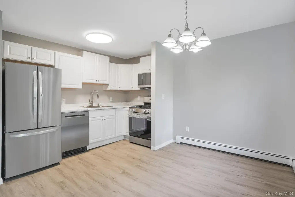 15 Fern Court Fishkill NY 12524