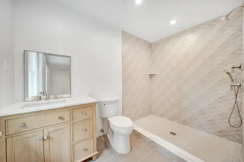 730 Remsens Lane Muttontown NY 11771