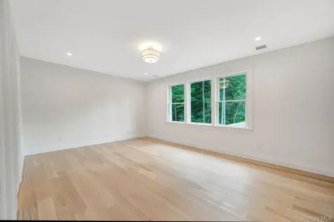 730 Remsens Lane Muttontown NY 11771