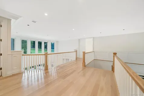 730 Remsens Lane Muttontown NY 11771