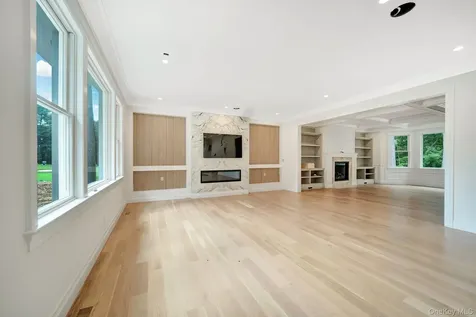 730 Remsens Lane Muttontown NY 11771