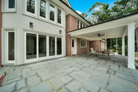 730 Remsens Lane Muttontown NY 11771