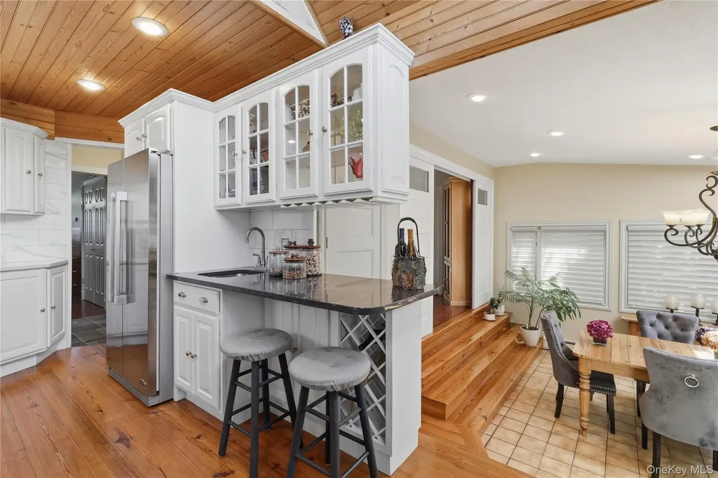 109 Doncaster Road Malverne NY 11565