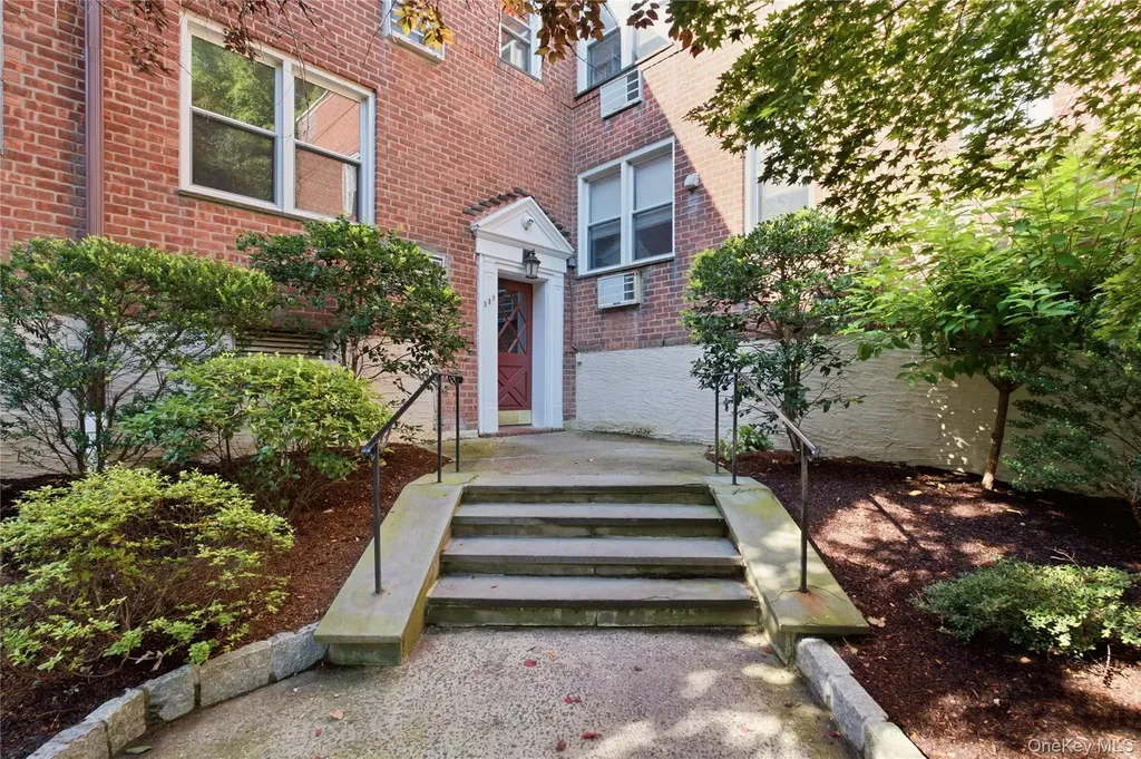 309 Palmer Terrace Mamaroneck NY 10543