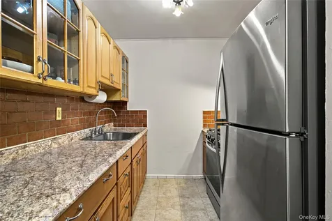 77 Carpenter Avenue Mount Kisco NY 10549