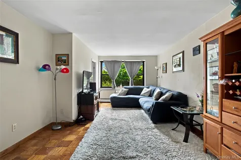 77 Carpenter Avenue Mount Kisco NY 10549